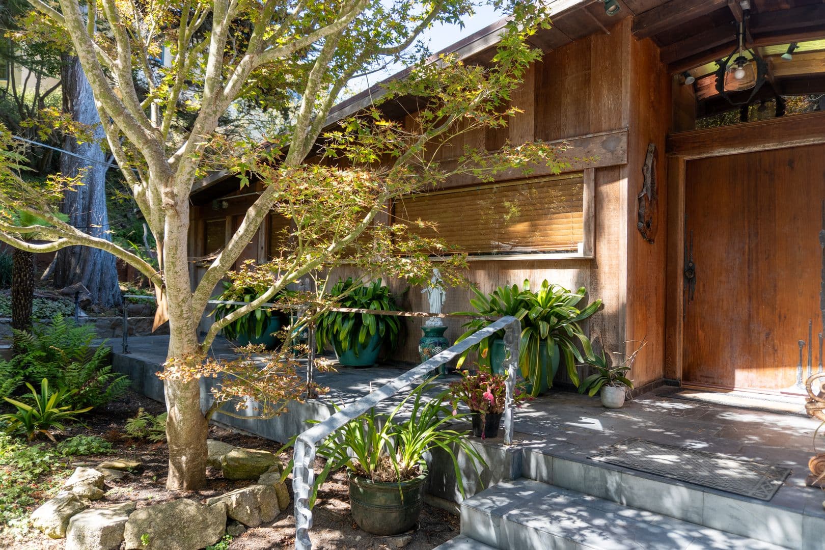Carmel House: 100 Highway 1