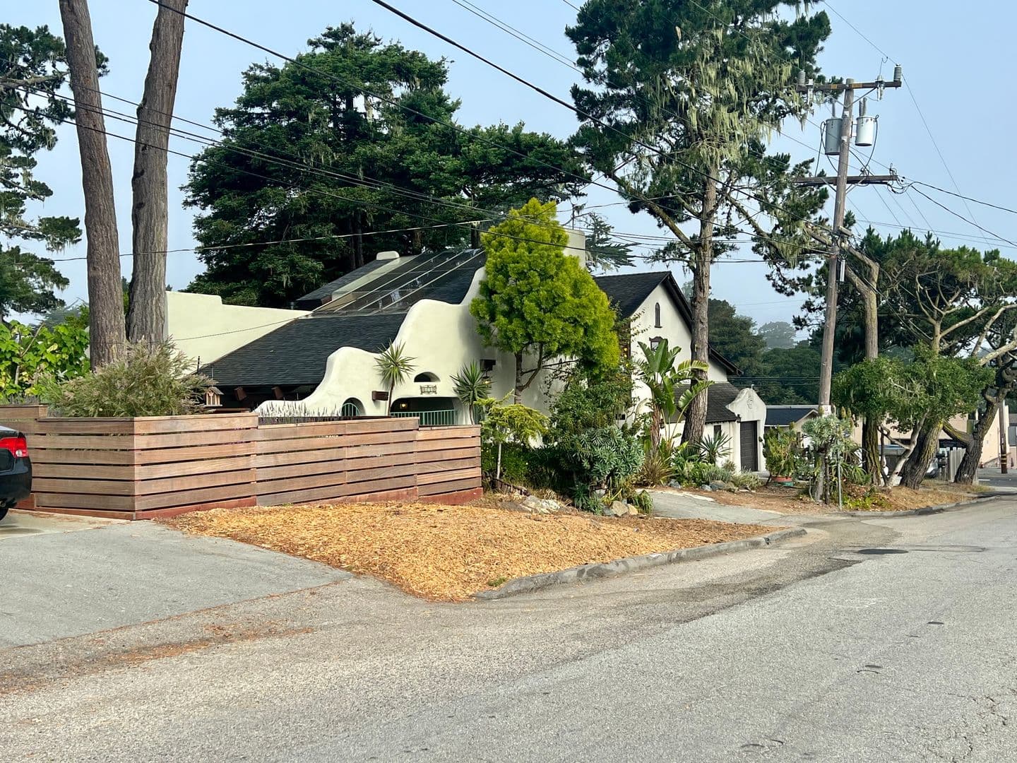 Monterey House: 671 Taylor Street