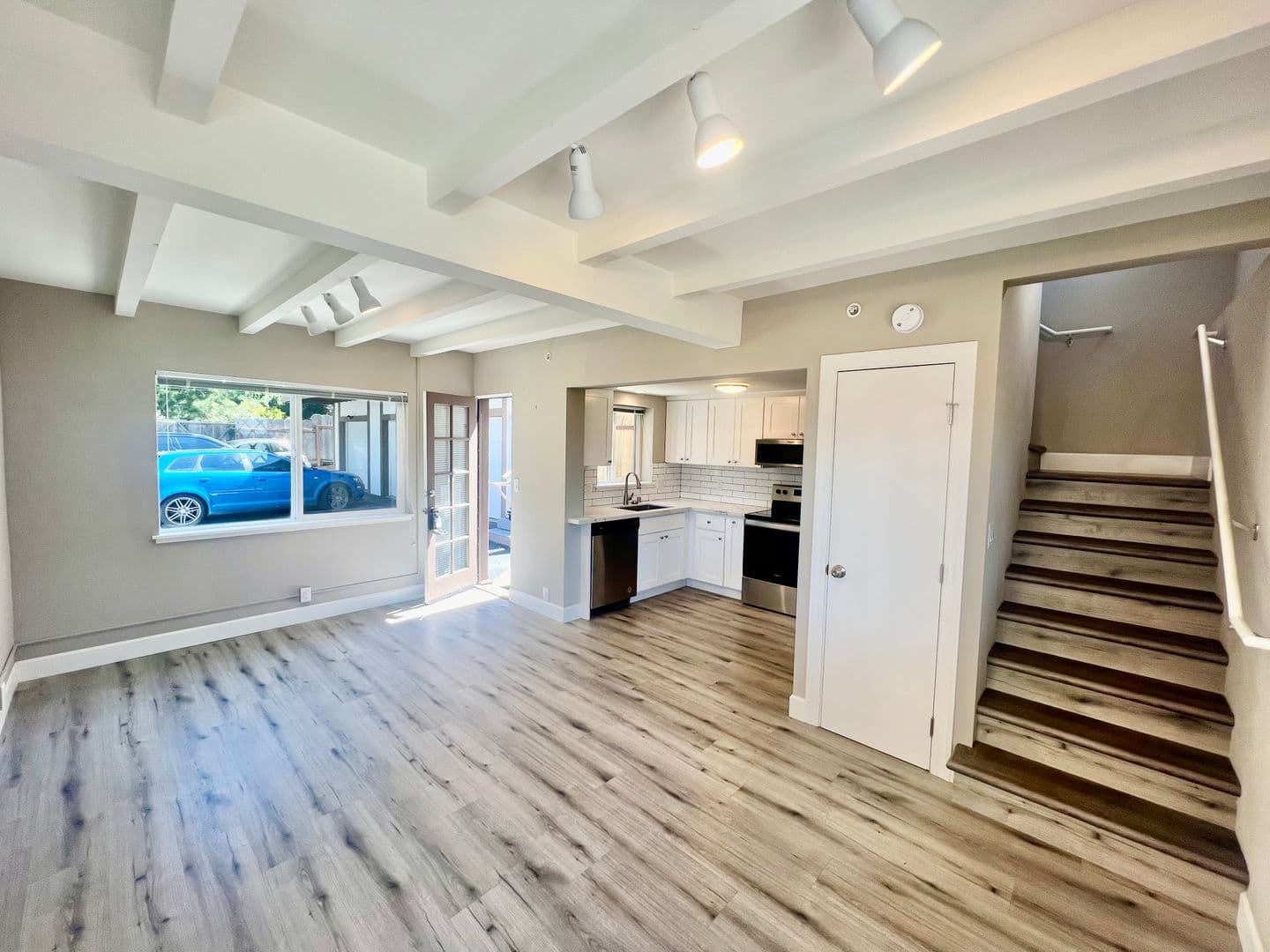 Pacific Grove Apartment: 1149 Forest Avenue