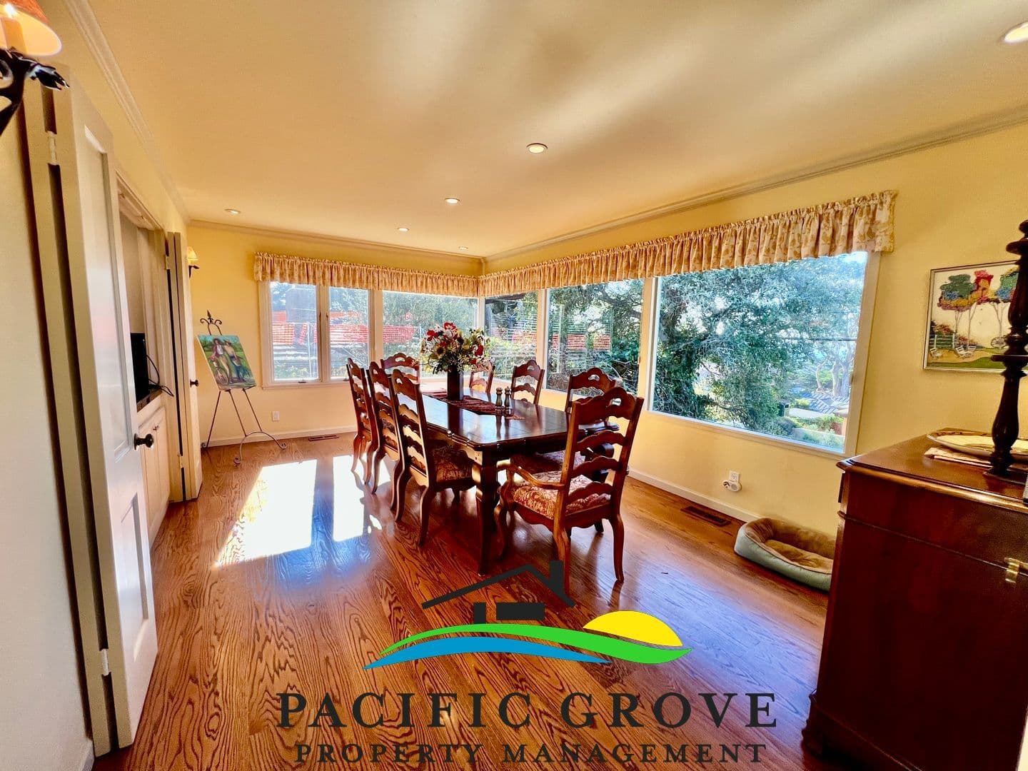 Carmel by the Sea House: 606 Carmelo Avenue