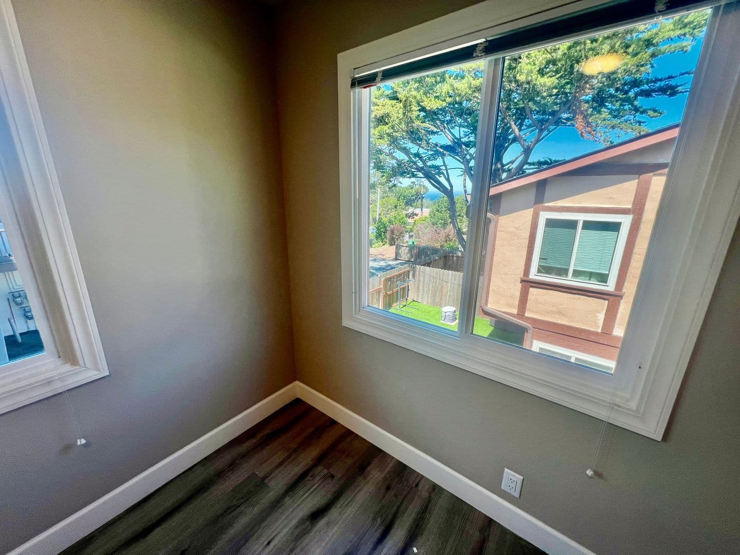 Pacific Grove Apartment: 1149 Forest Avenue