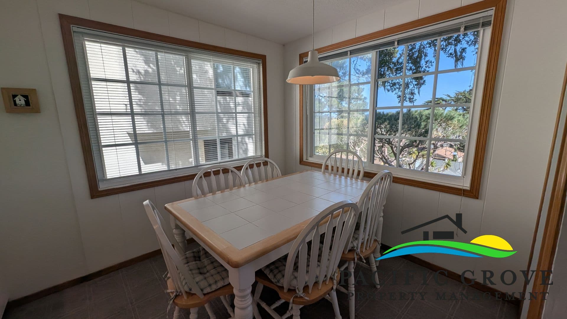 Monterey House: 650 Grace St