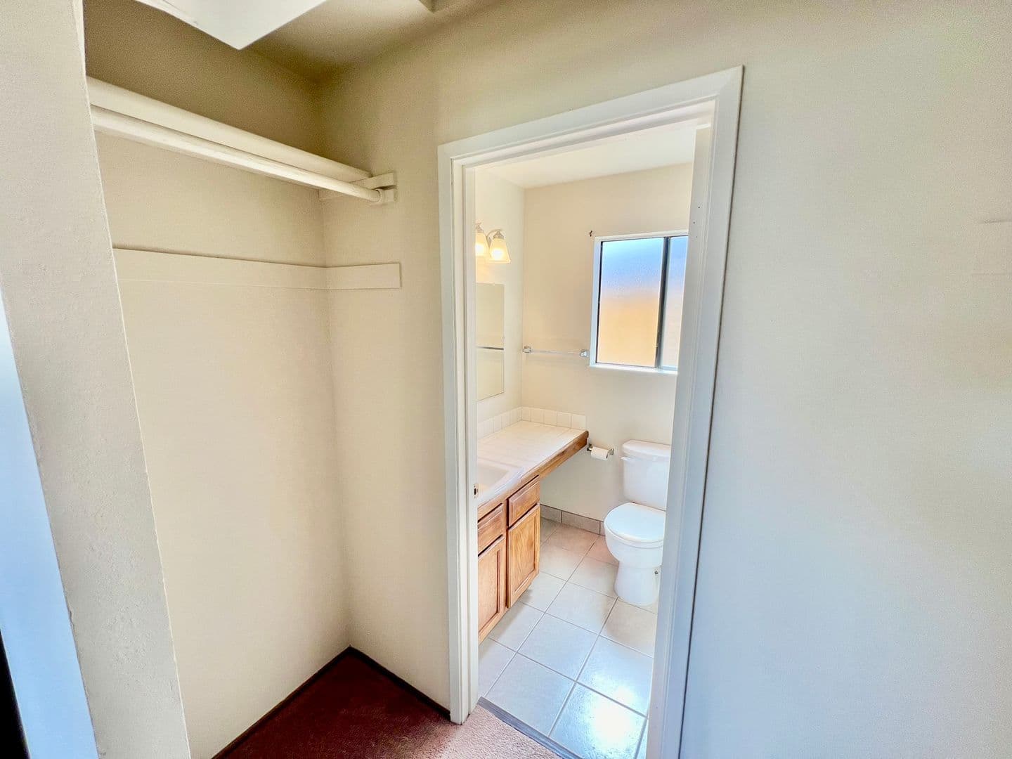 Monterey Apartment: 464 Larkin Street