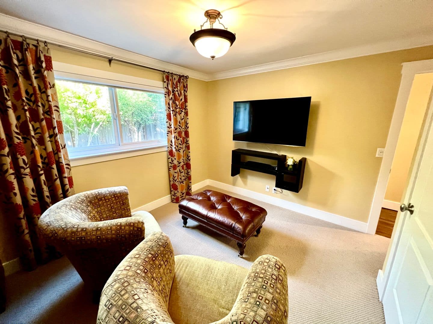 Pacific Grove House: 146 16th Street - A