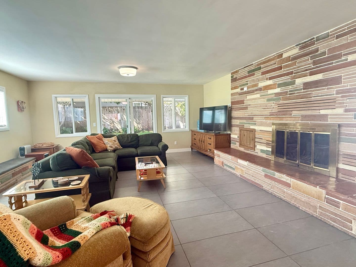 Pacific Grove House: 911 Ripple Avenue