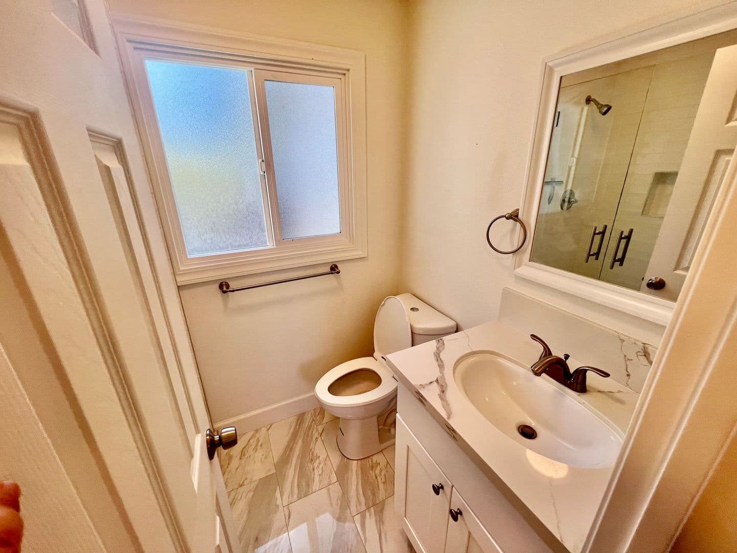 Pacific Grove Apartment: 1149 Forest Avenue
