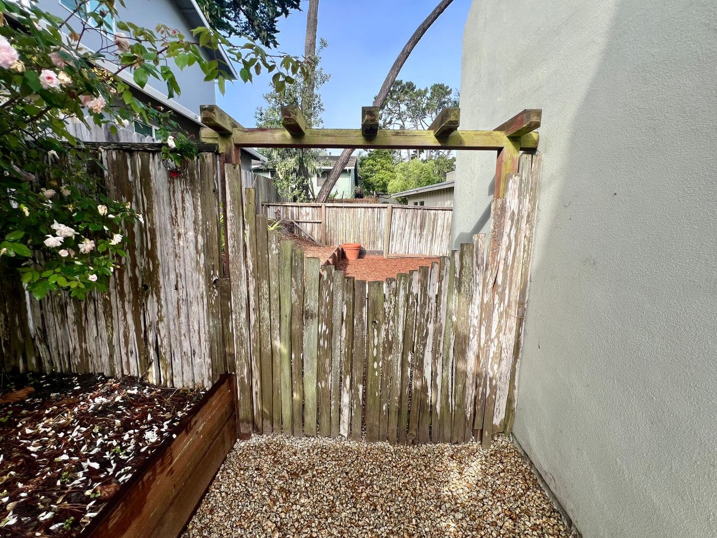 Monterey House: 671 Taylor Street