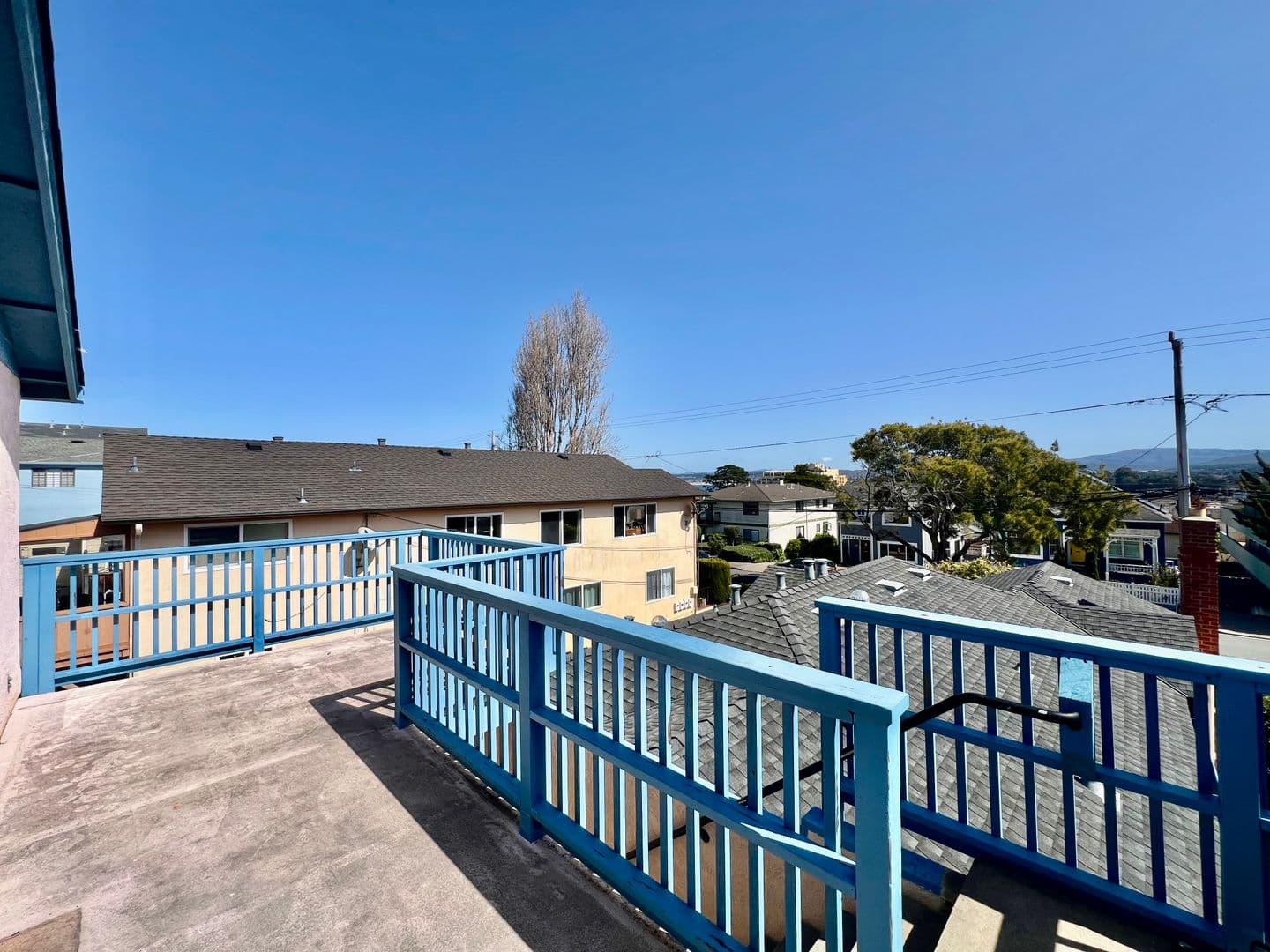 Monterey Apartment: 464 Larkin Street