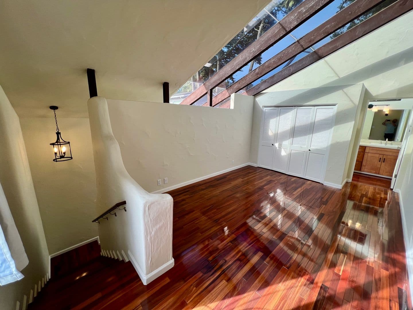 Monterey House: 671 Taylor Street