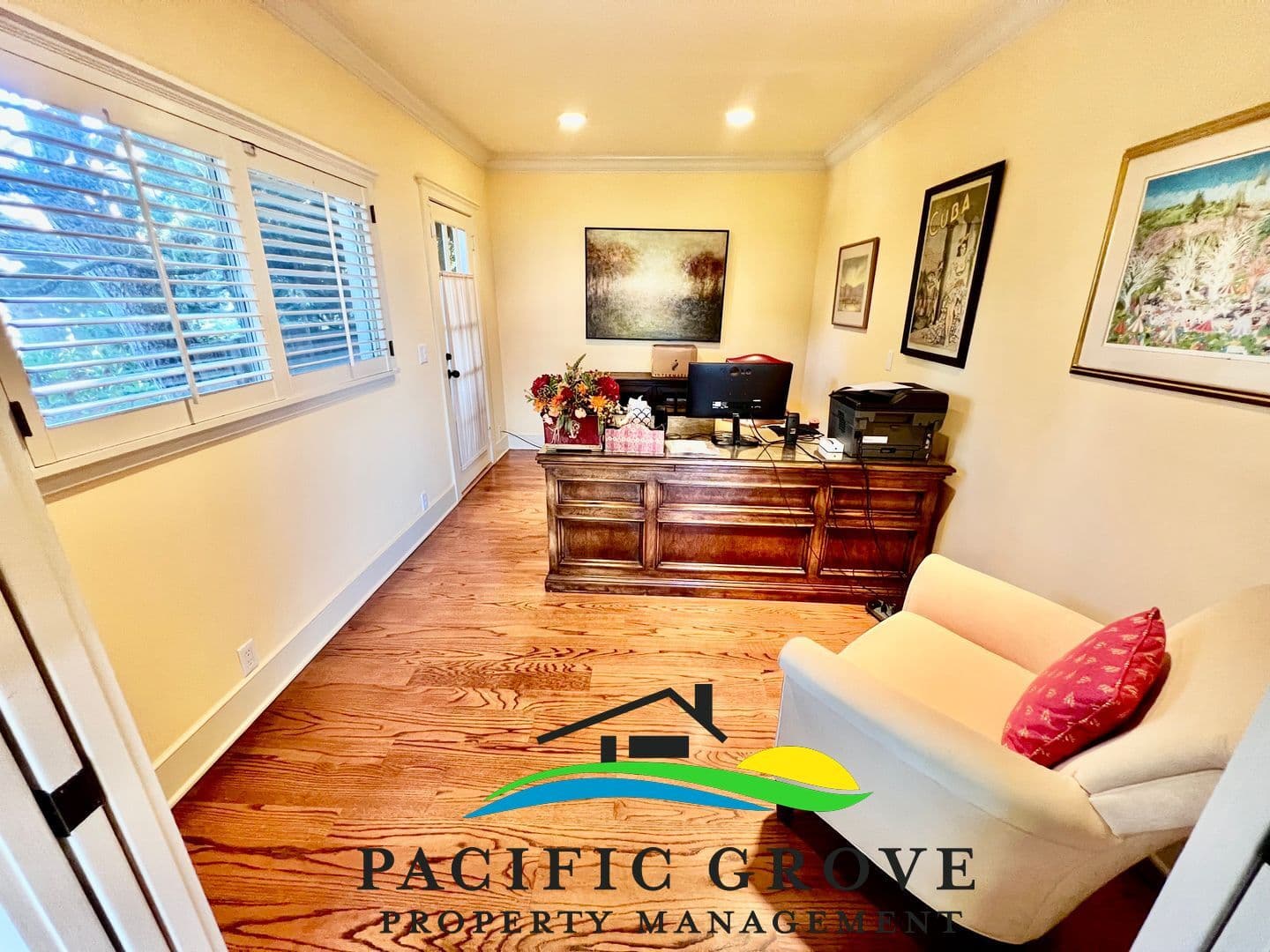 Carmel by the Sea House: 606 Carmelo Street
