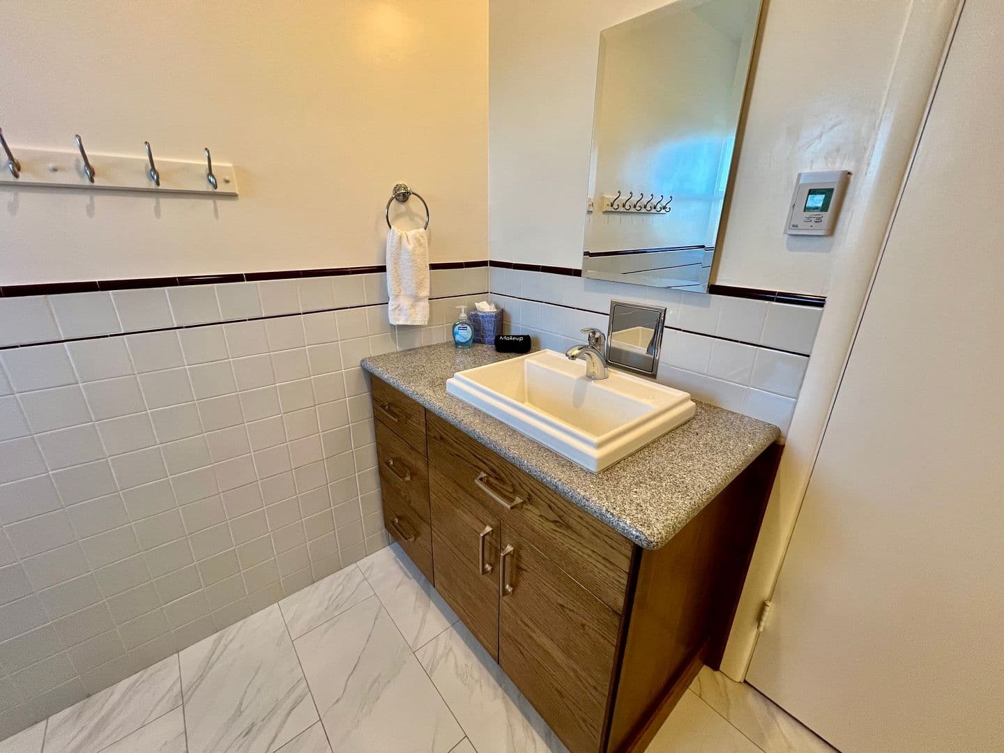 Pacific Grove House: 911 Ripple Avenue