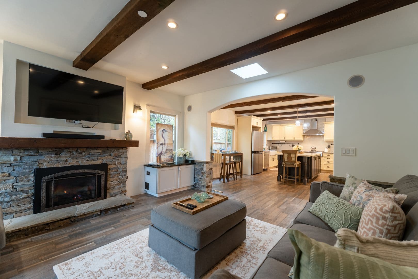 Pacific Grove House: 610 Forest Avenue