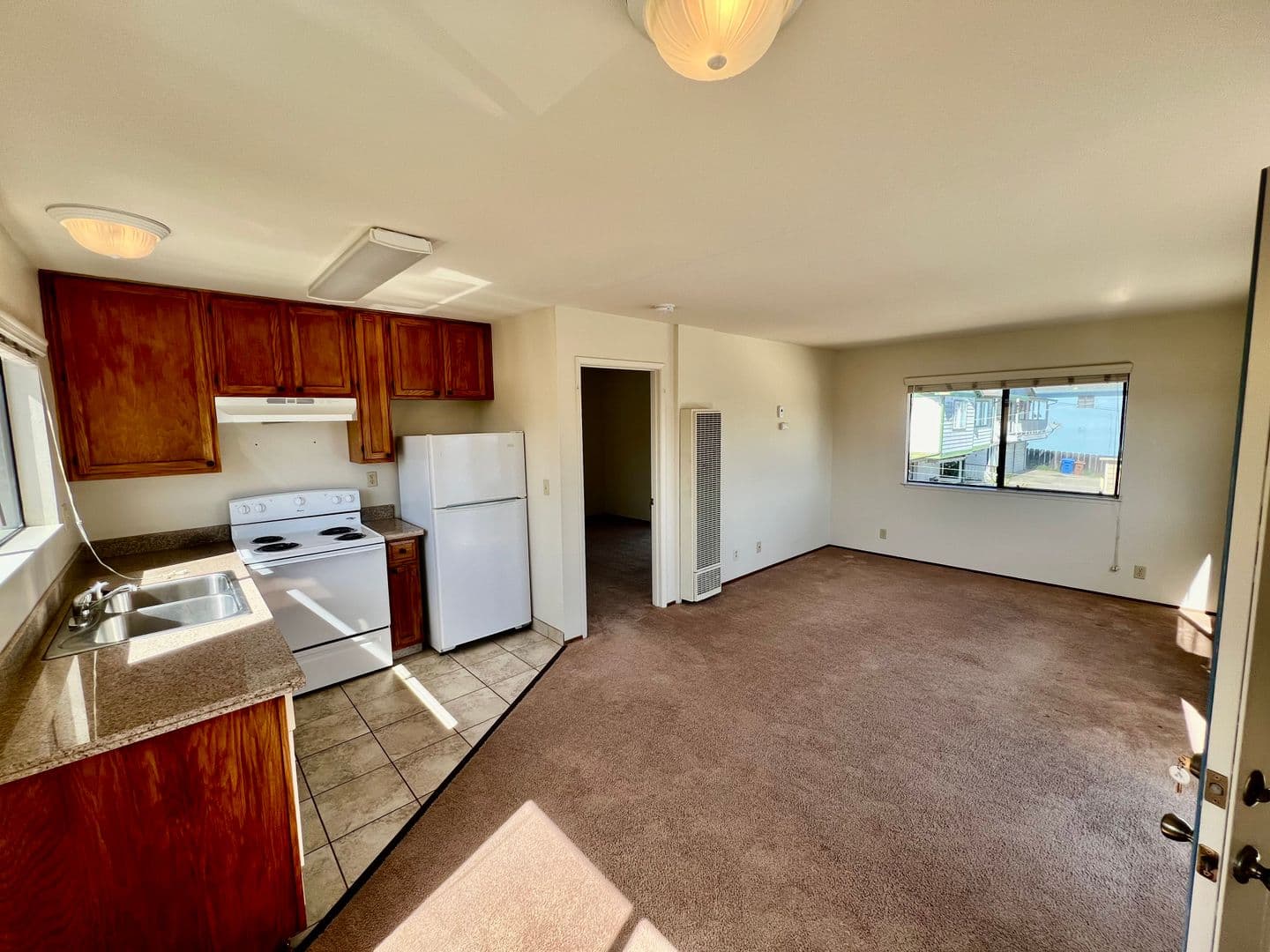 Monterey Apartment: 464 Larkin Street