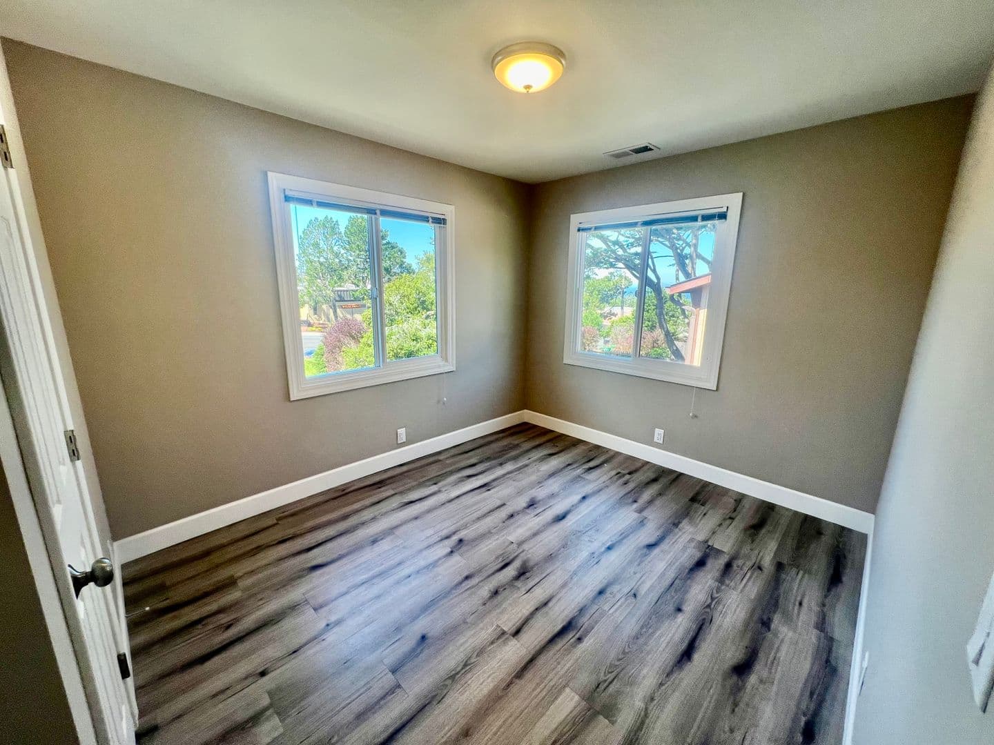 Pacific Grove Apartment: 1149 Forest Avenue