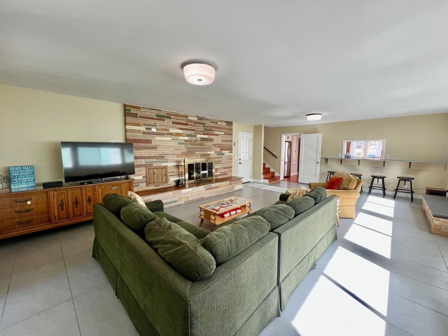 Pacific Grove House: 911 Ripple Avenue