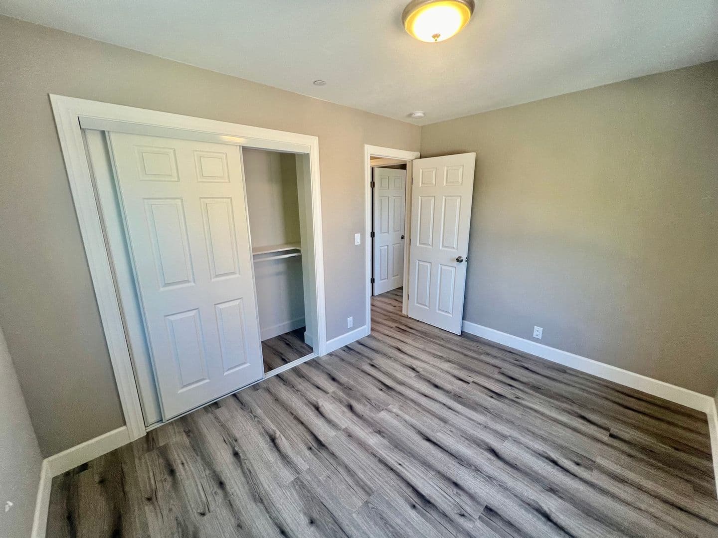 Pacific Grove Apartment: 1149 Forest Avenue