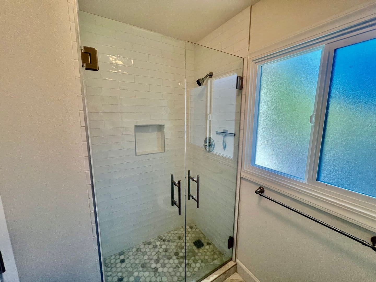 Pacific Grove Apartment: 1149 Forest Avenue