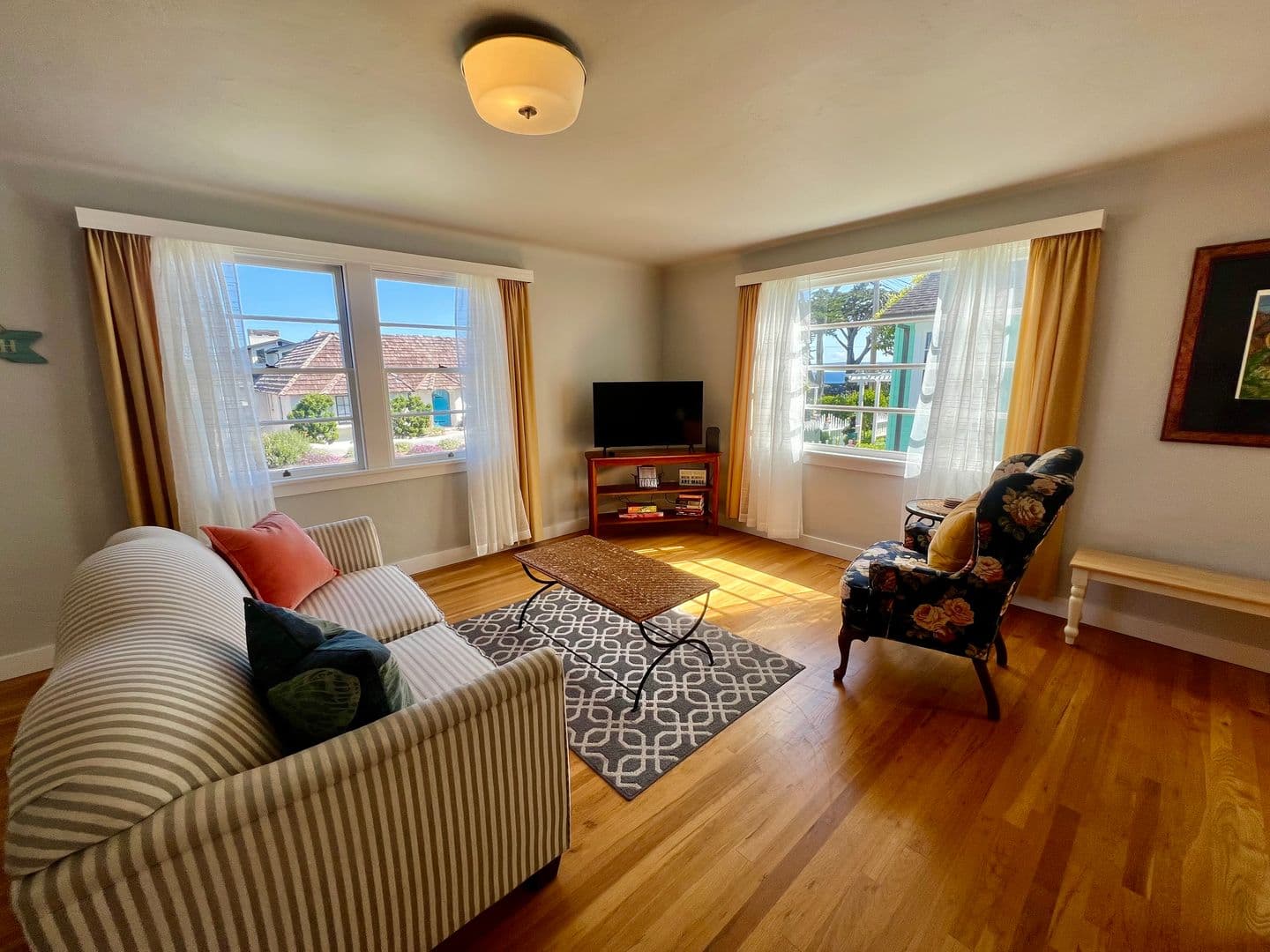Pacific Grove House: 911 Ripple Avenue
