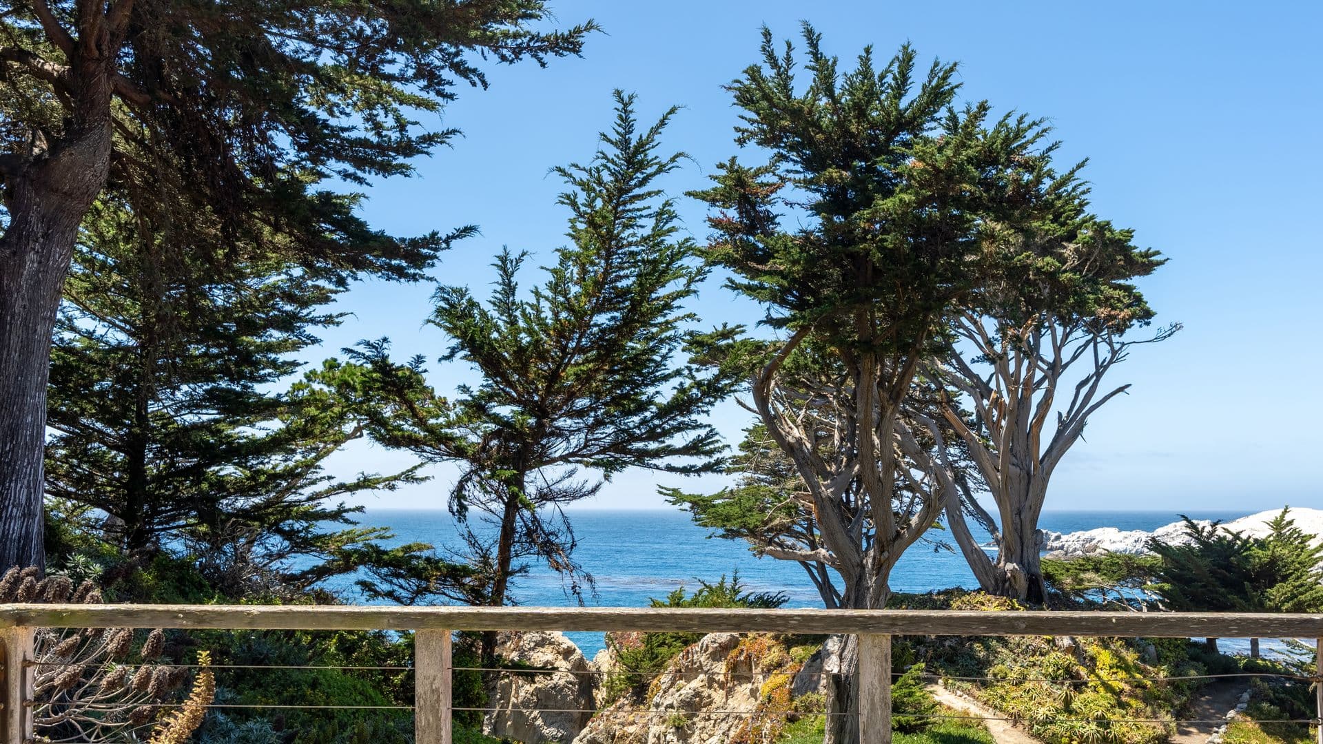 Carmel House: 100 Highway 1