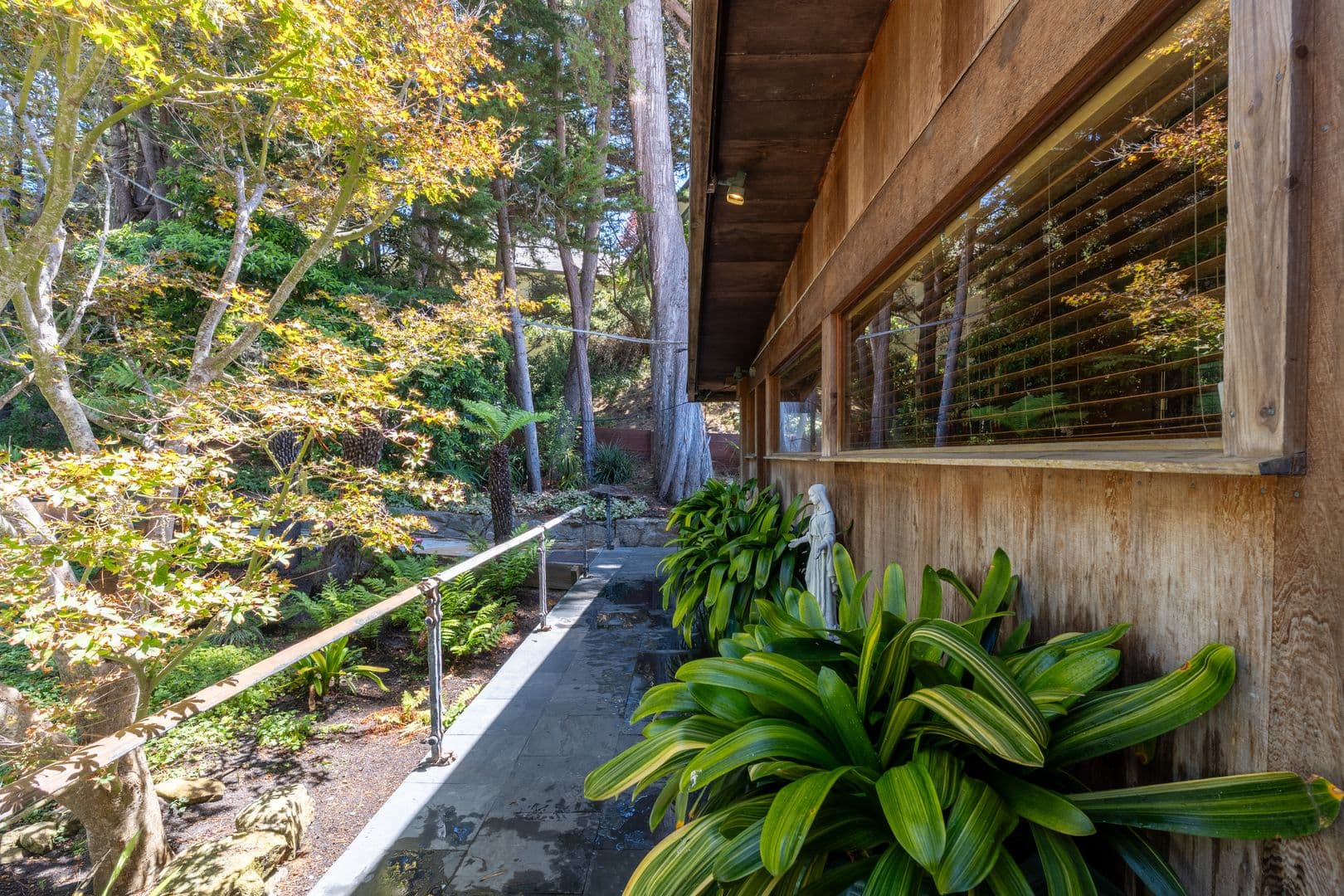 Carmel House: 100 Highway 1