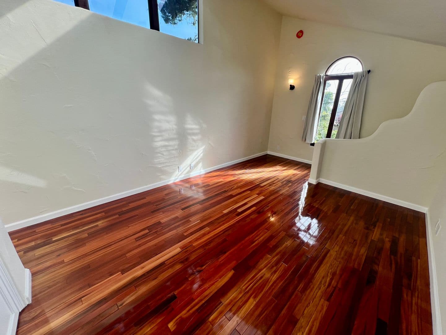 Monterey House: 671 Taylor Street
