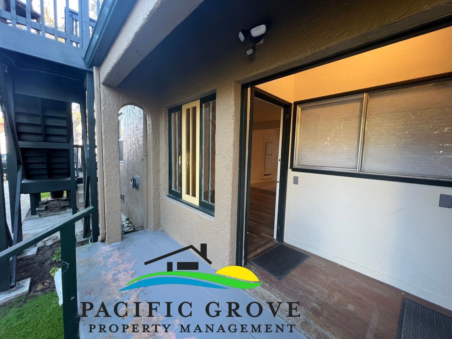 Pacific Grove Apartment: 160 Monterey Avenue