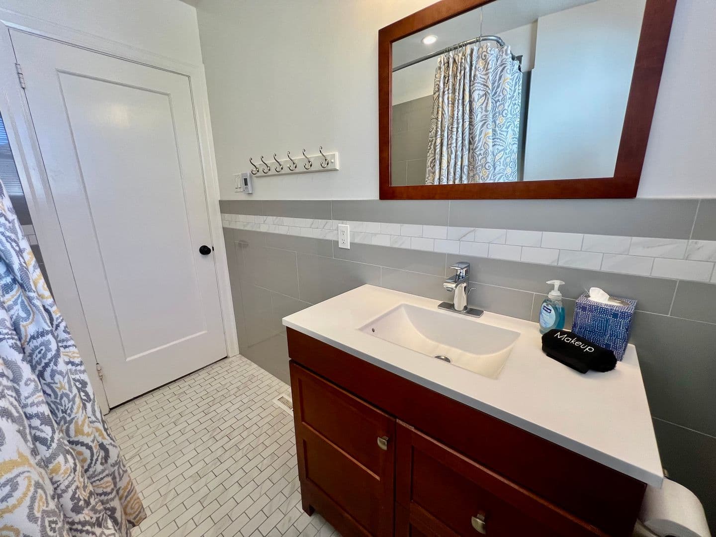 Pacific Grove House: 911 Ripple Avenue