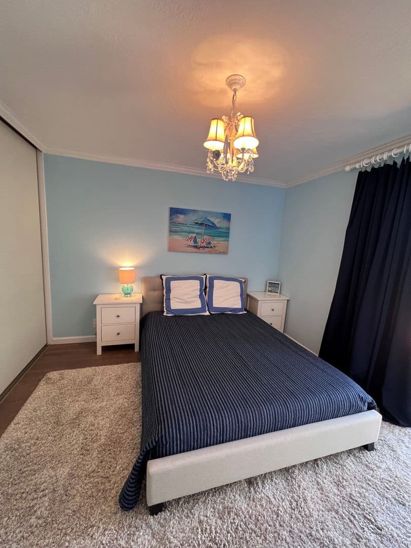 Pacific Grove House: 601 Acorn Ct