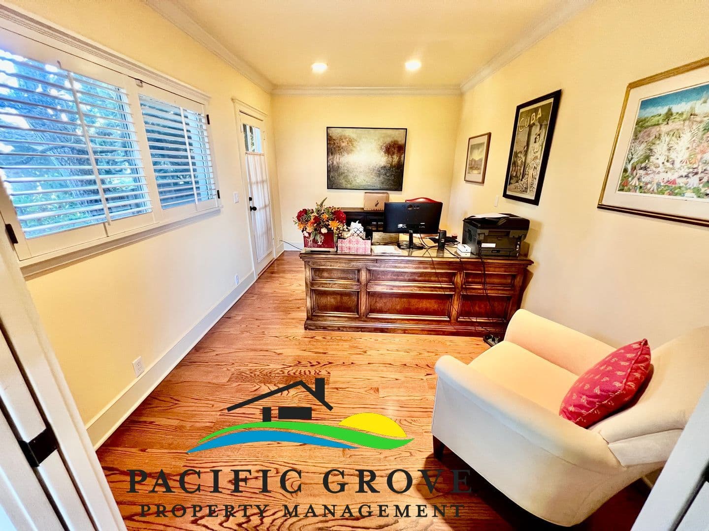 Carmel by the Sea House: 606 Carmelo Avenue