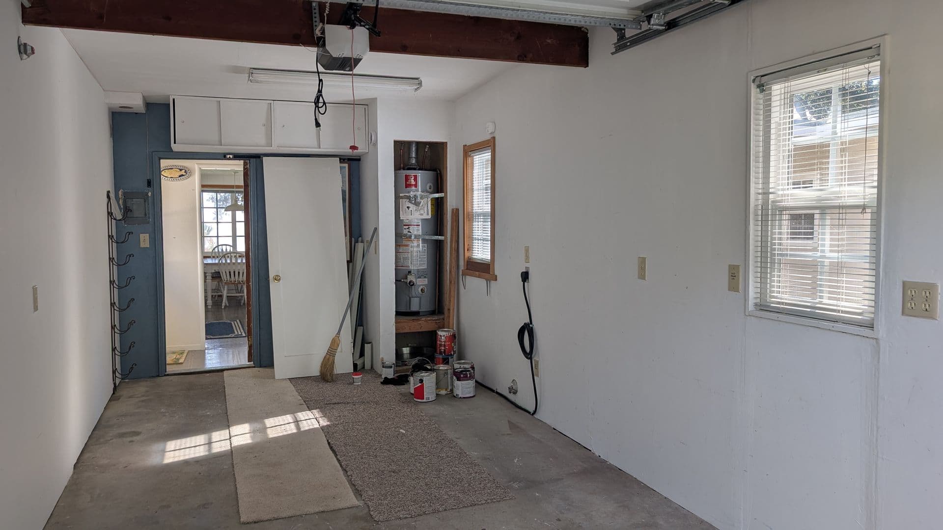 Monterey House: 650 Grace St