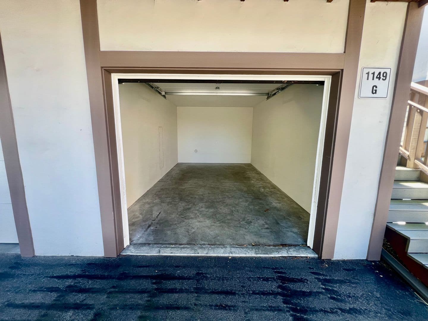 Pacific Grove Apartment: 1149 Forest Avenue