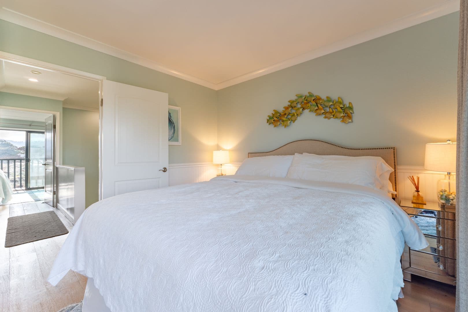 Monterey House: 1 La Playa St