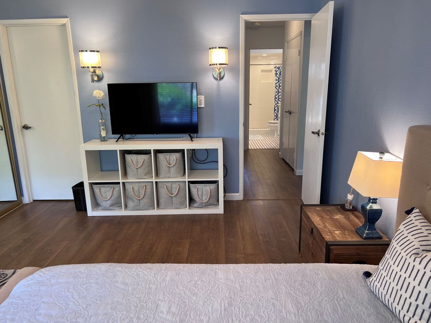 Pacific Grove House: 601 Acorn Ct
