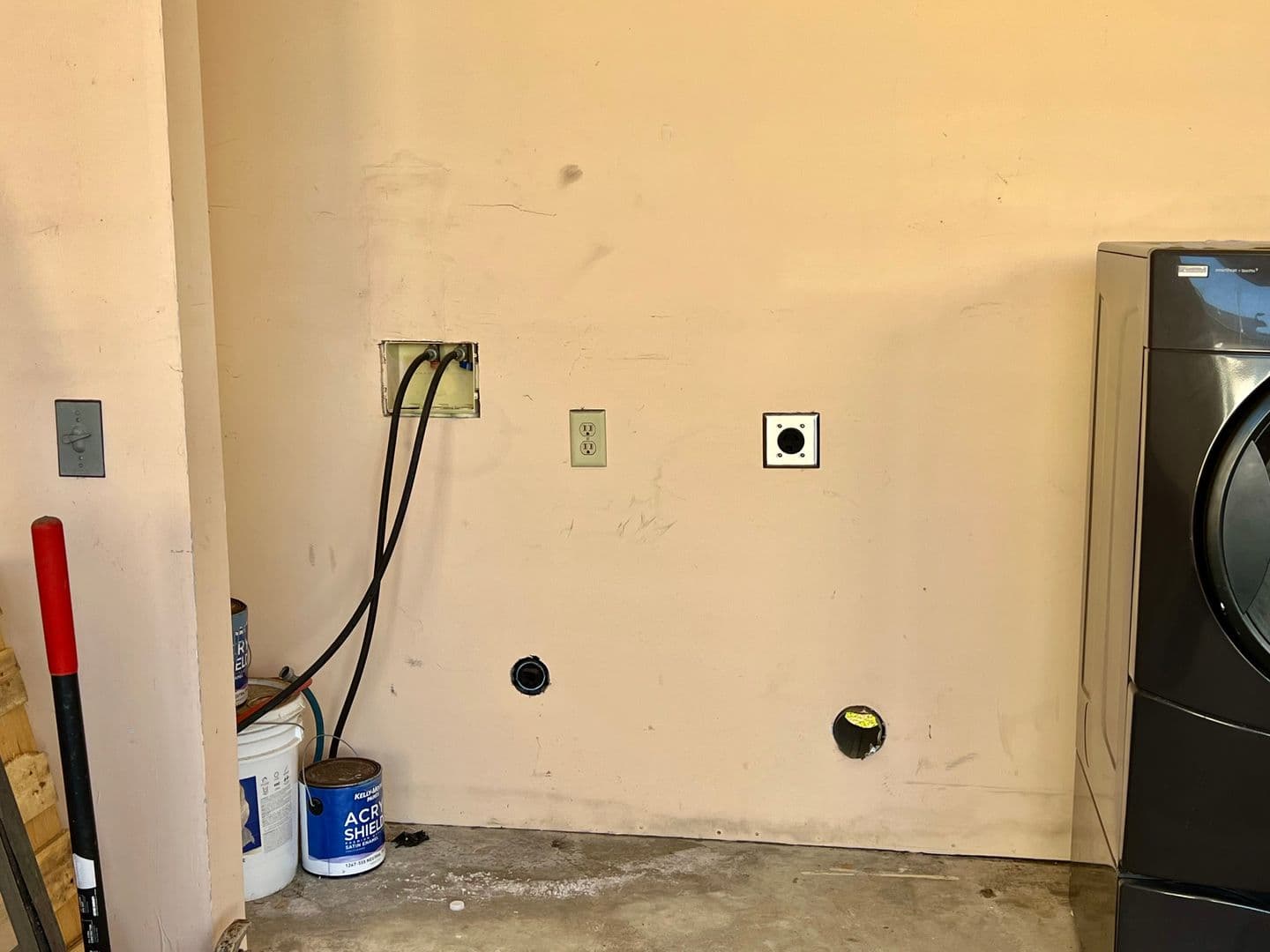 Monterey Apartment: 464 Larkin Street