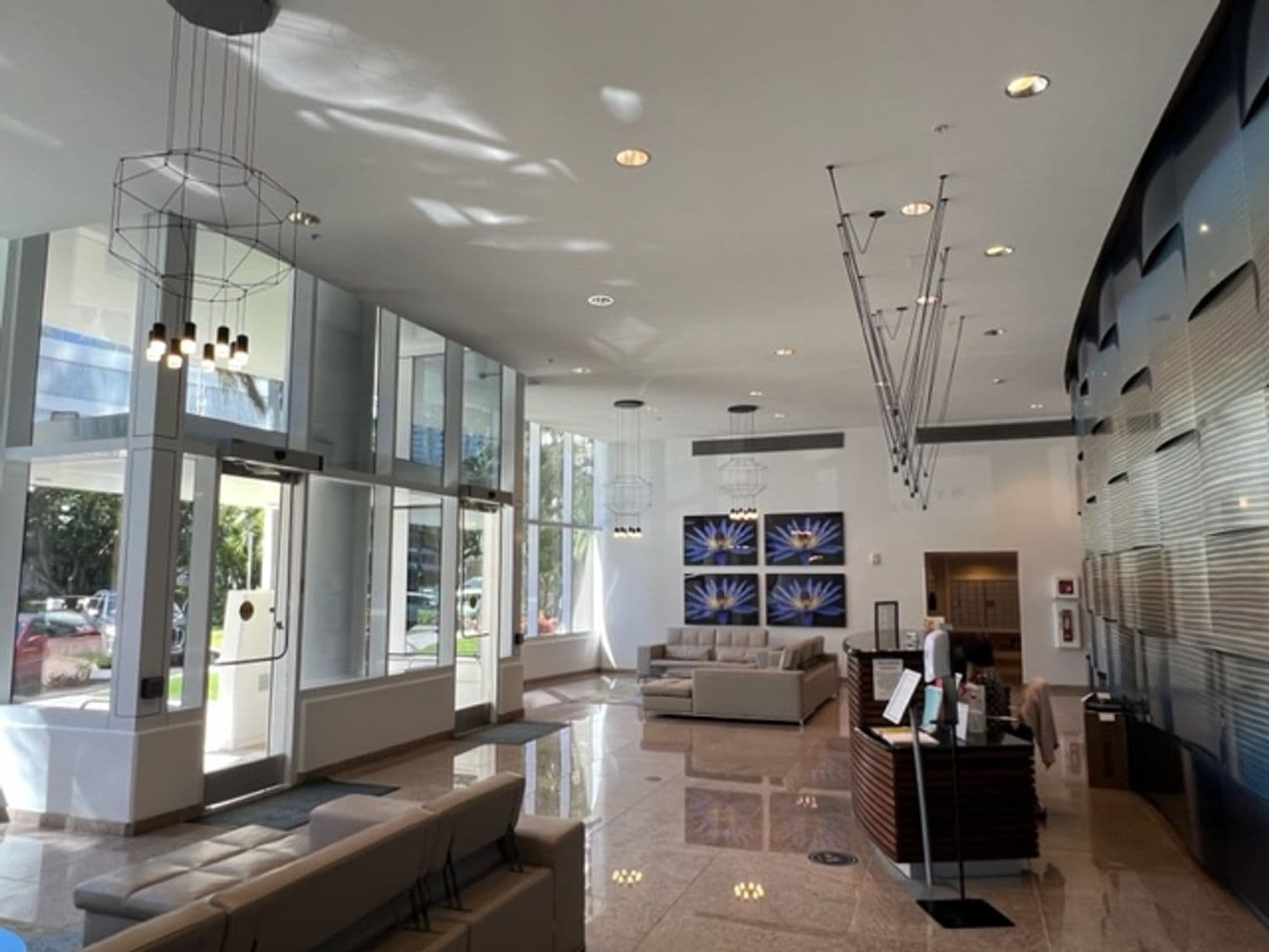 Honolulu House: 1296 Kapiolani Blvd II-4205