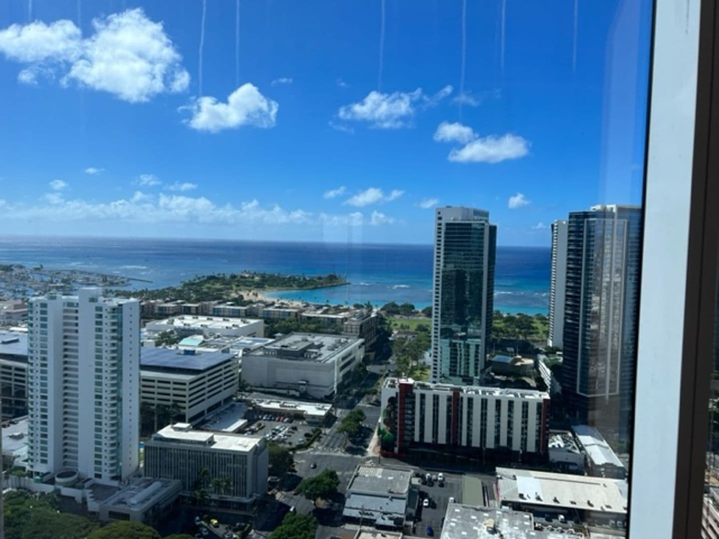 Honolulu House: 1296 Kapiolani Blvd II-4205