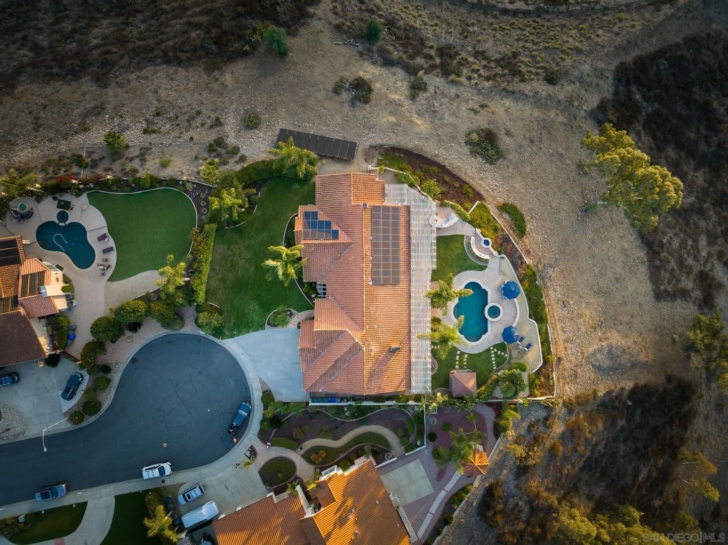 Poway House: 12645 Treehill Pl