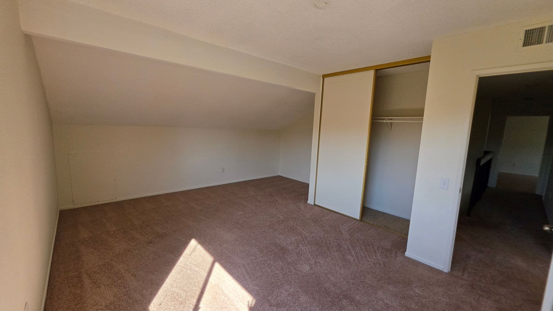 San Diego House: 13363 Thunderhead St.