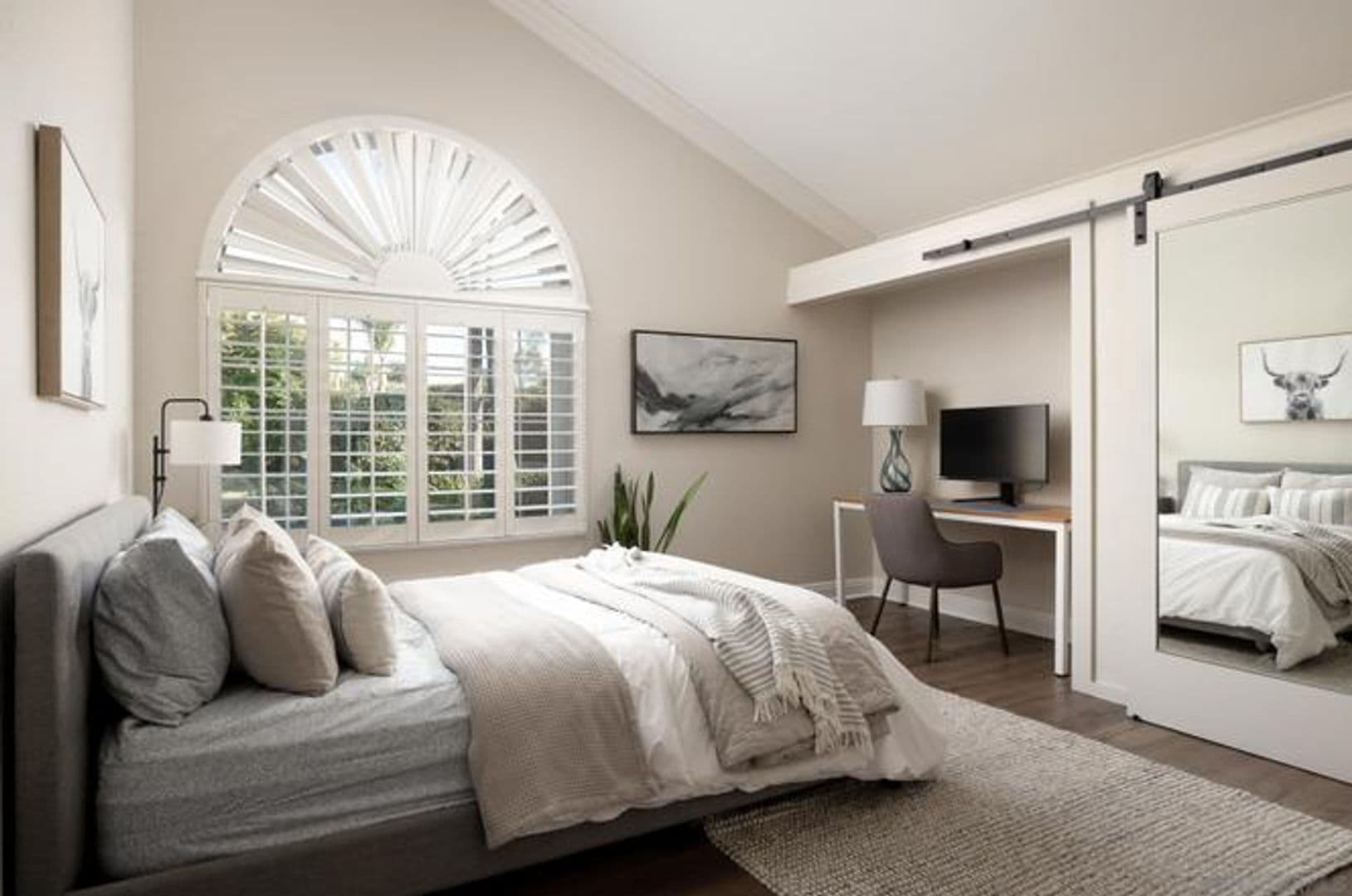 Poway House: 12645 Treehill Pl