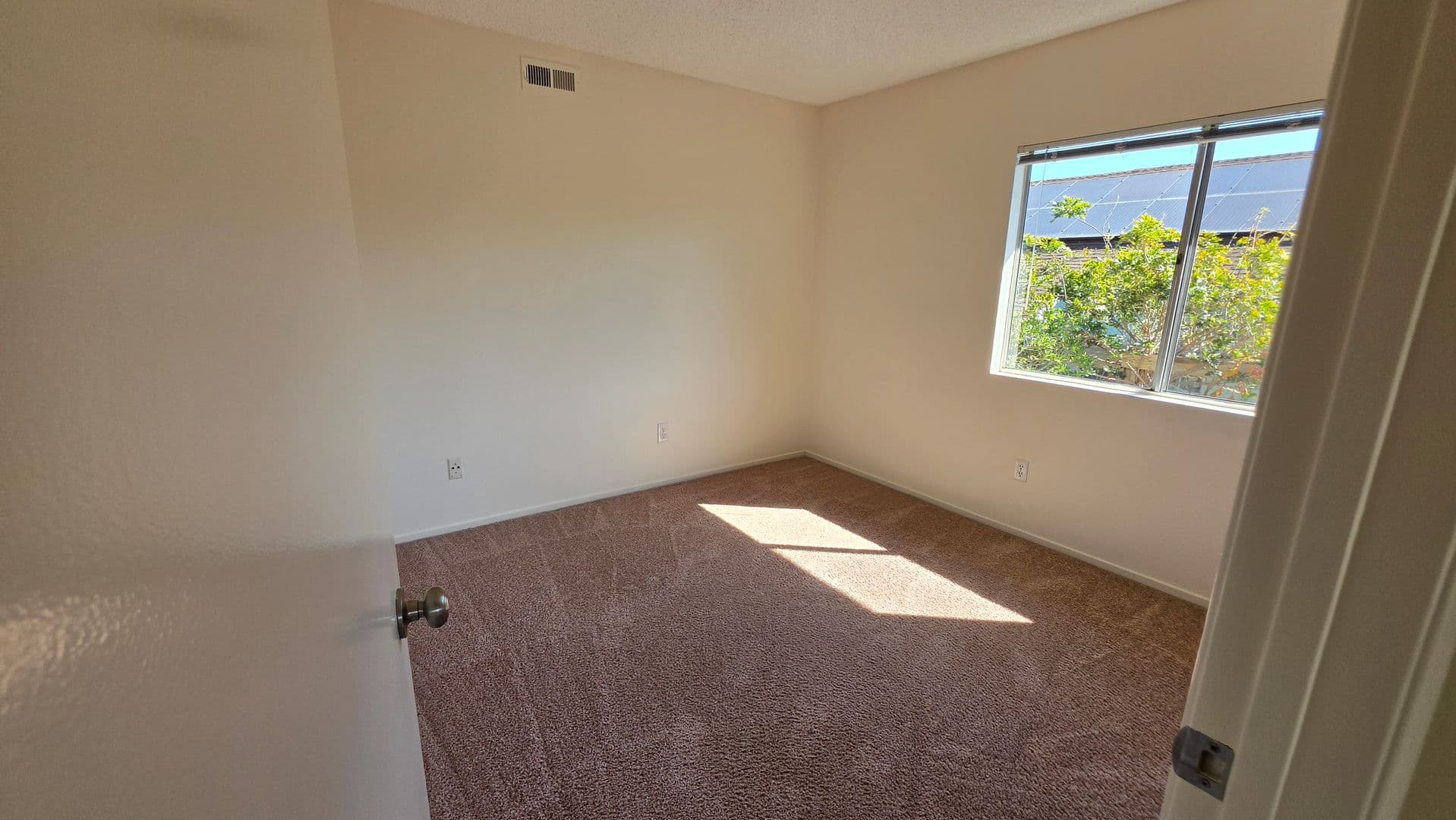 San Diego House: 13363 Thunderhead St.