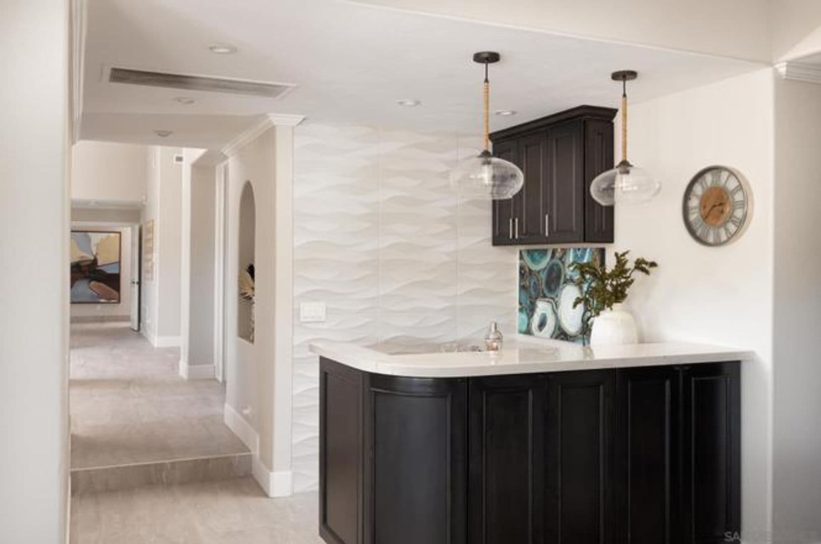 Poway House: 12645 Treehill Pl