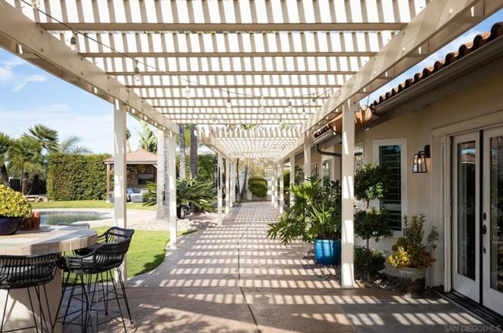 Poway House: 12645 Treehill Pl