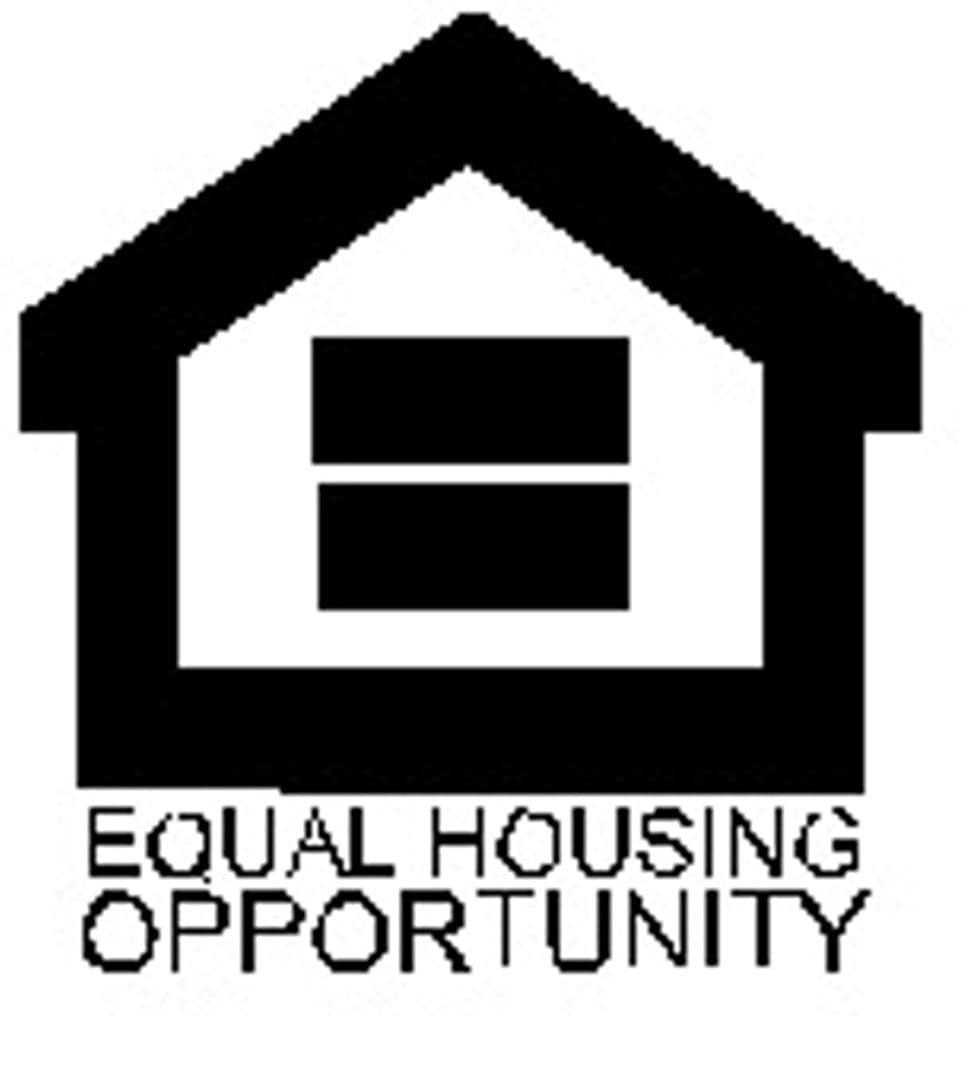 Monmouth Apartment: 300-340 Hoxton Ave
