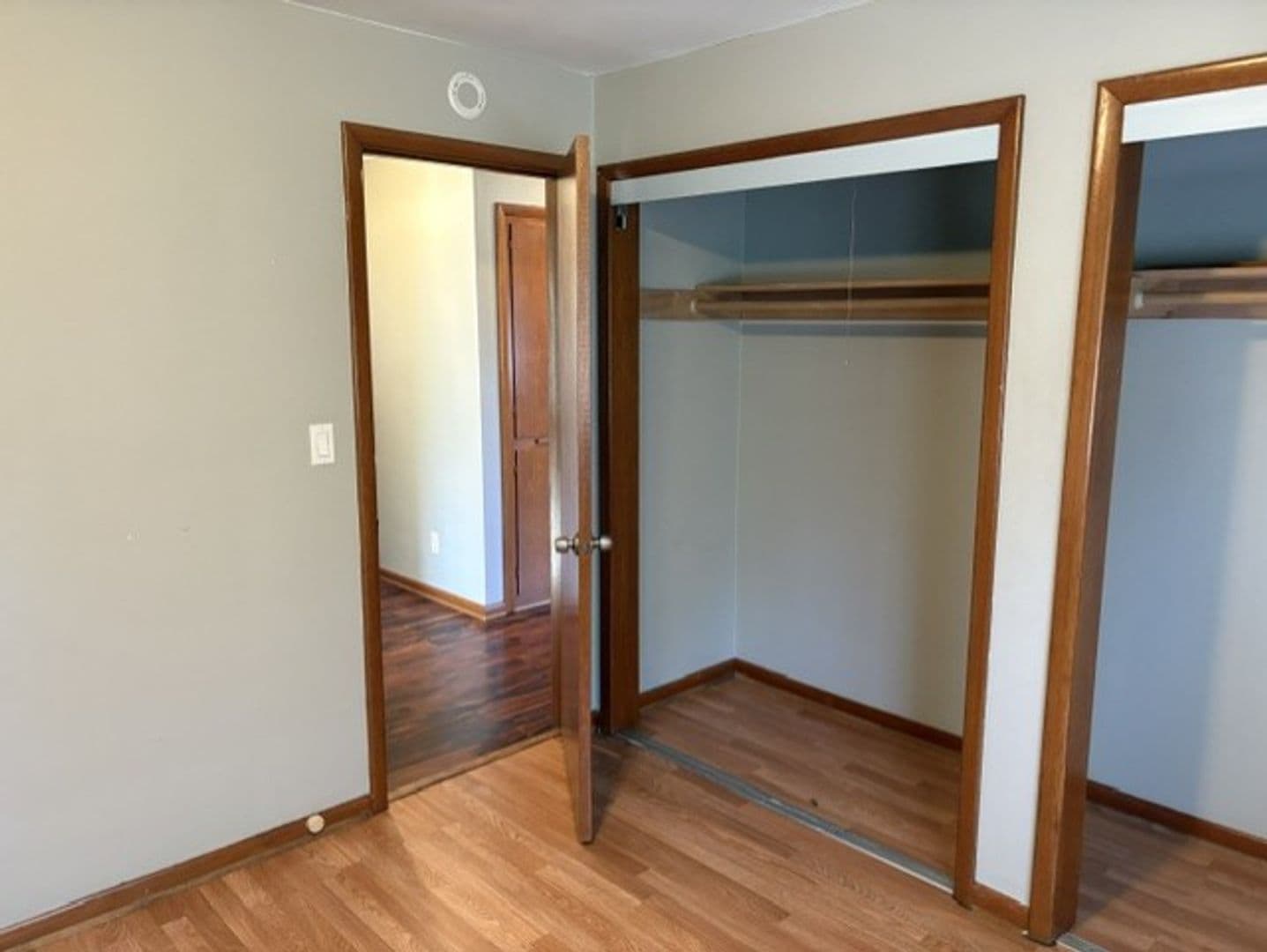 Salem House: 825 Orchard Heights Road NW