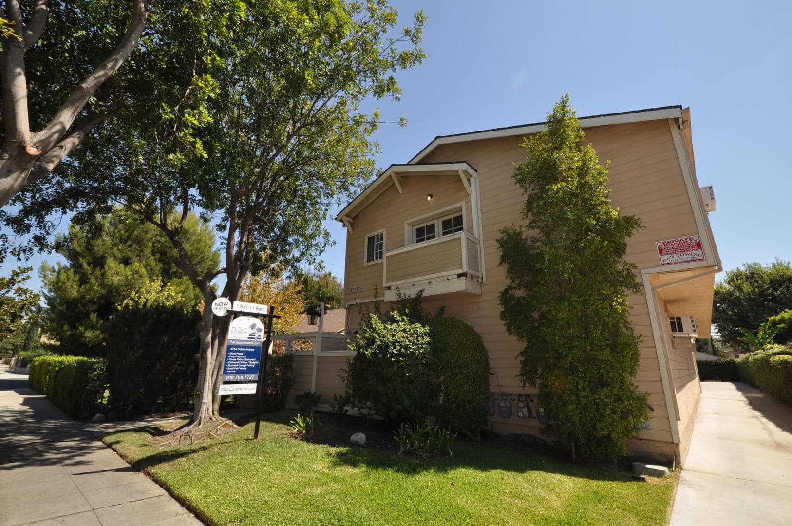 North Hollywood Apartment: 5754 Colfax Avenue