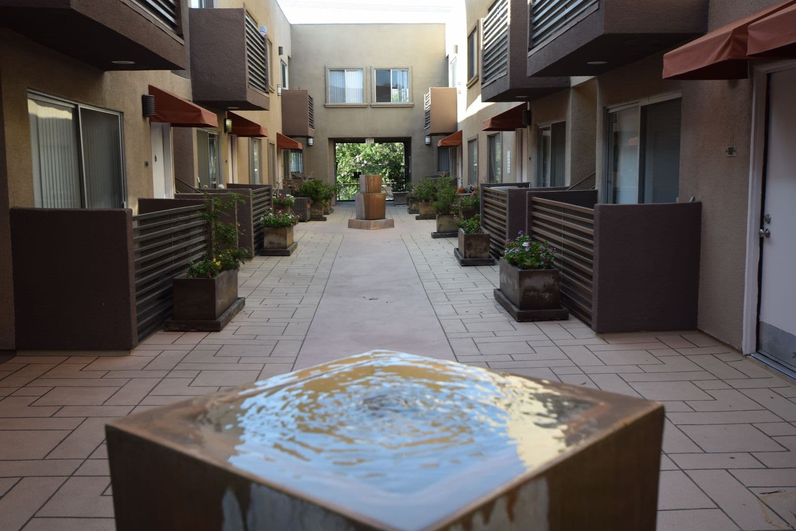 Canoga Park Apartment: 21306 Parthenia Street