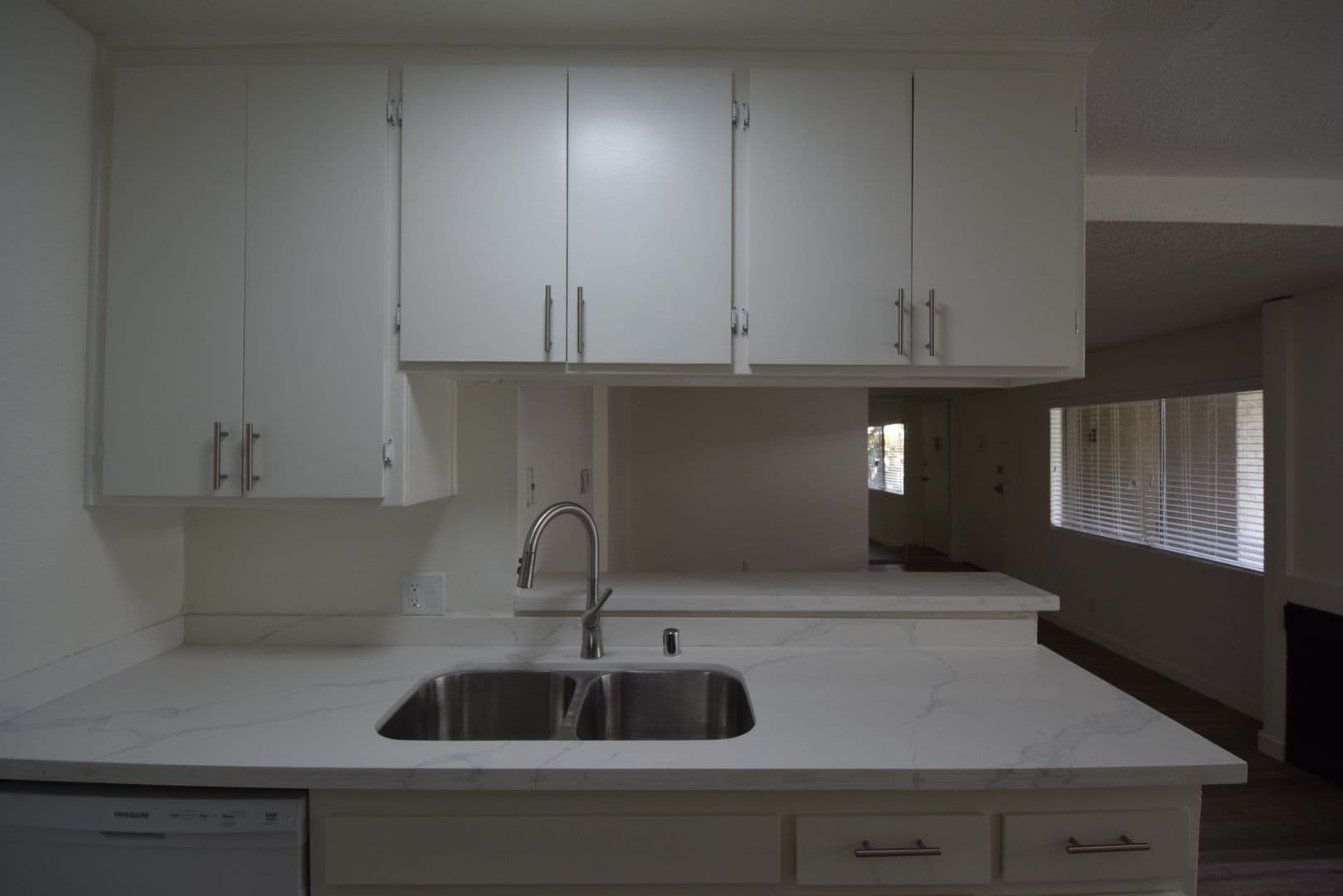 Canoga Park Apartment: 21018 Gresham Street