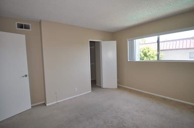 North Hollywood Apartment: 12241 Burbank Boulevard