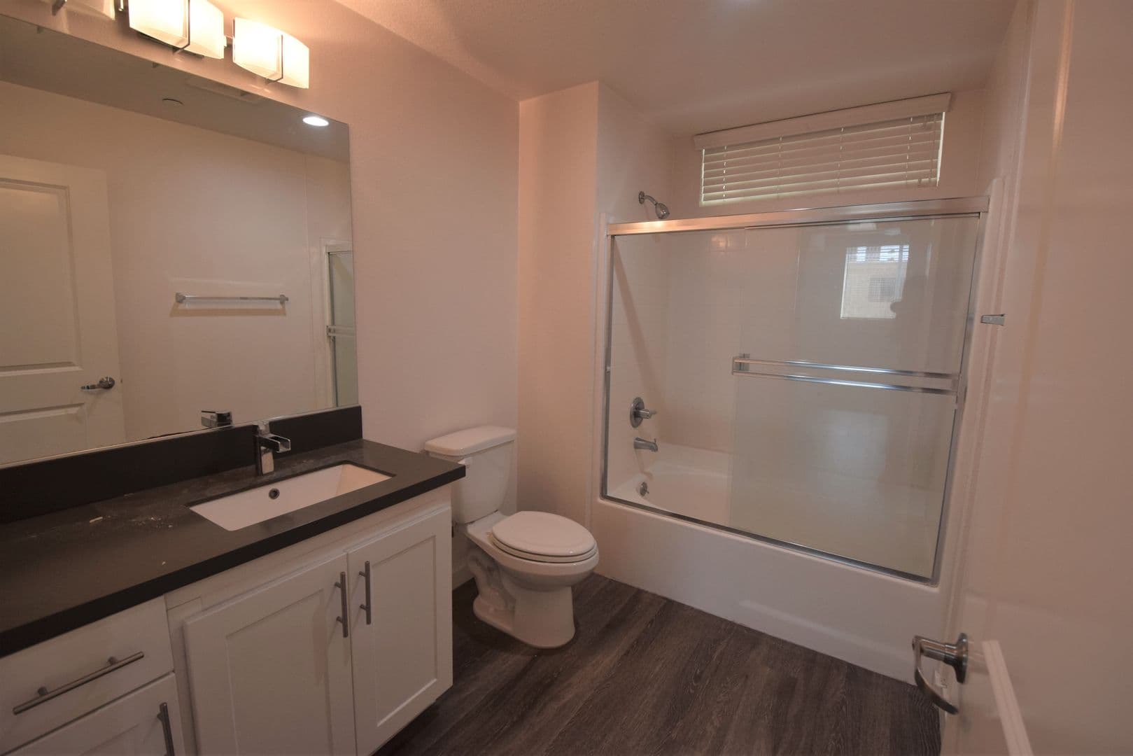 Panorama City Apartment: 7851 Ventura Canyon Avenue