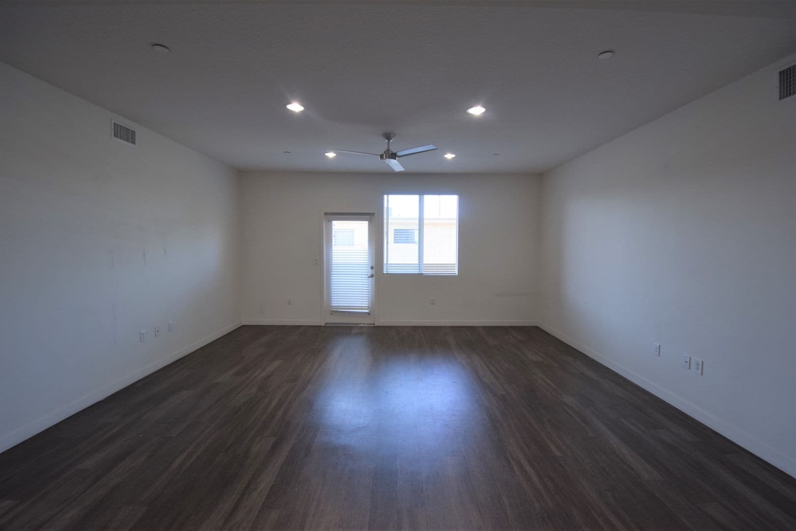 Panorama City Apartment: 7851 Ventura Canyon Avenue
